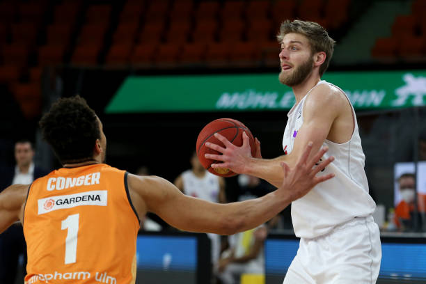 顶尖球队的 顶尖球队的